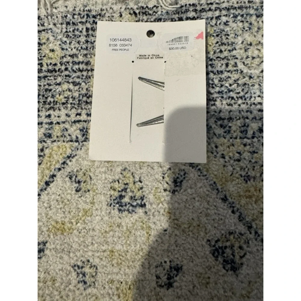 Free People Silver Heart Hair Clips Brand New